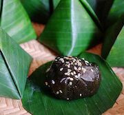 bánh ít lá gai Bình Định